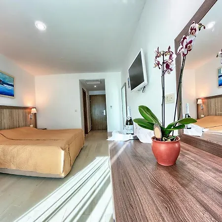 Hotel Nano Drvenik (Split-Dalmatia)