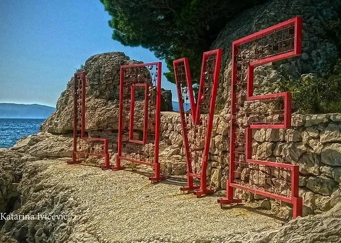 Nano Hotel Drvenik (Split-Dalmatia)