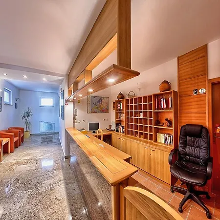 Nano Hotel Drvenik (Split-Dalmatia)